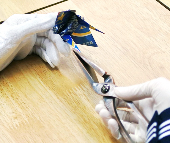 Aim to Become a Master Craftsman of the Future: Aluminum Can Crafts