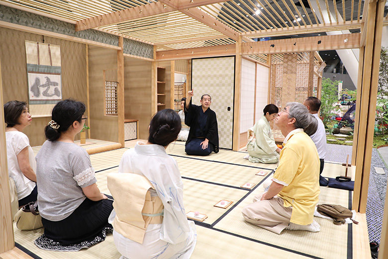 茶道パフォーマンス（「匠創庵」茶会）