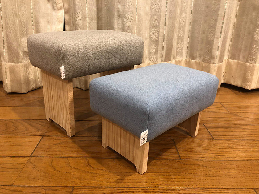 昨年の椅子張り体験 時計作りの様子
