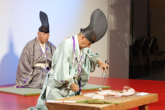 日本料理伝統の庖丁式 生間流式庖丁「渦潮之鯛」