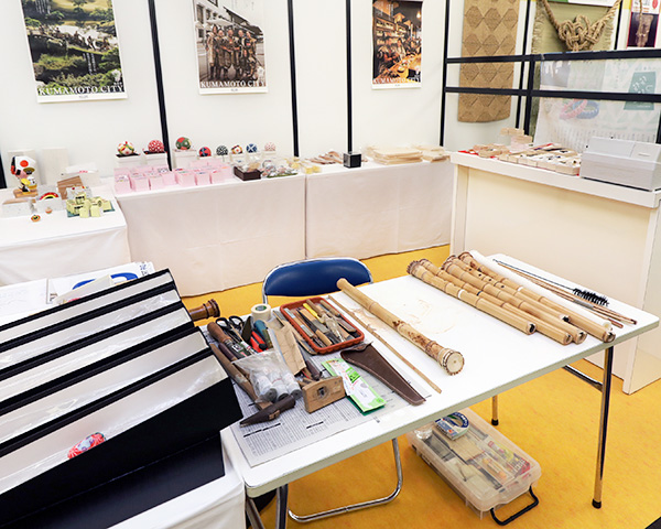 肥後象がんと肥後の郷土玩具を展示