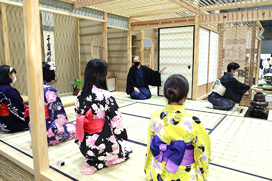 ものづくり・匠の技の祭典2023 裏千家の茶道体験