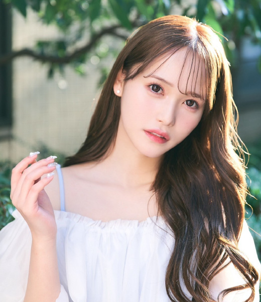 西綾乃
