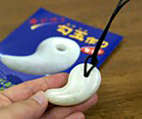 勾玉作り体験