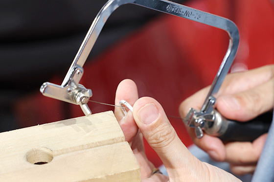 From Ancient Times to the Present The “Art of Cutting and Shaping” Passed Down Through the Generations