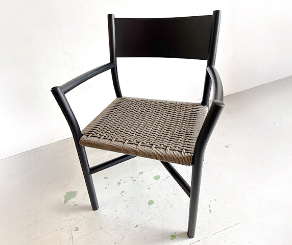 Hands-On Experience: Weaving the Seat of an Ariake Chair